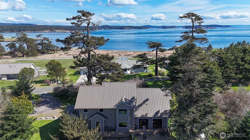 138 Lighthouse Lane, San Juan Island, WA 98250