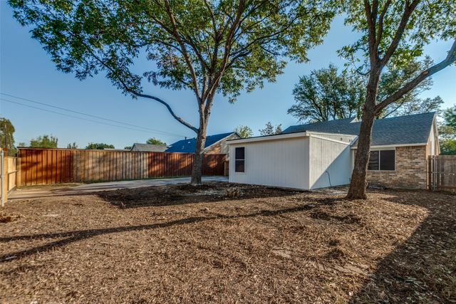 909 Maydelle Lane, Garland, TX 75042
