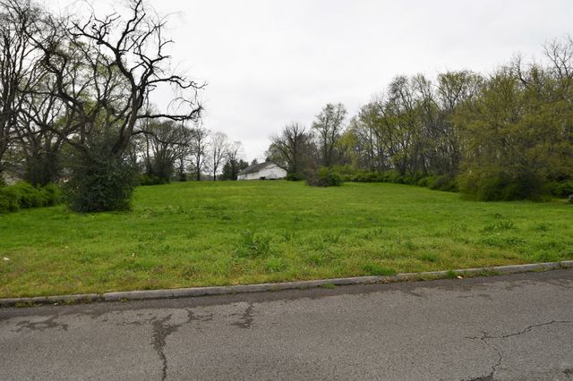1409 Jones Ave, Nashville, TN 37207