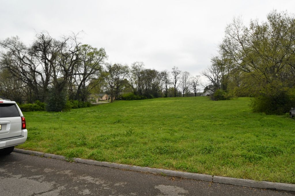 1409 Jones Ave, Nashville, TN 37207