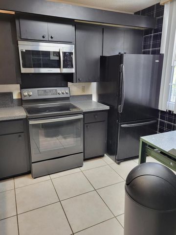 3511 Village Boulevard 403, West Palm Beach, FL 33409