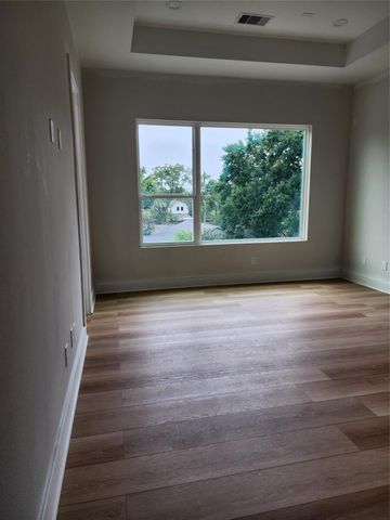 10926 Ivyridge Road B, Houston, TX 77043