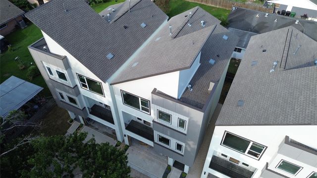 10926 Ivyridge Road B, Houston, TX 77043