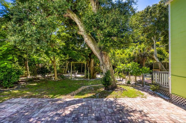 13607 S Indian River Drive, Jensen Beach, FL 34957
