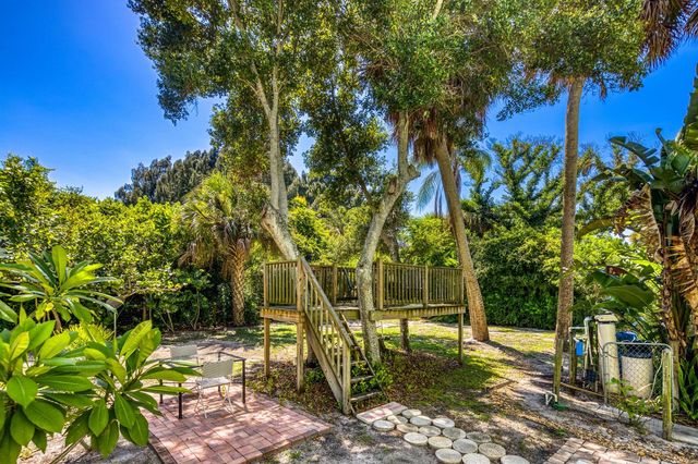 13607 S Indian River Drive, Jensen Beach, FL 34957