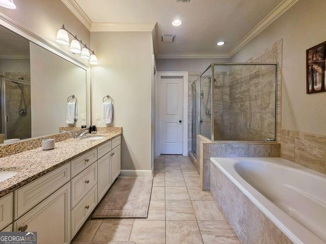 302 Riversgate Drive 55, Atlanta, GA 30339
