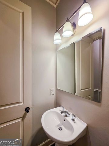 302 Riversgate Drive 55, Atlanta, GA 30339