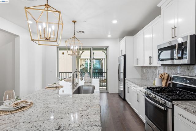 4170 Midlands Ct, Dublin, CA 94568