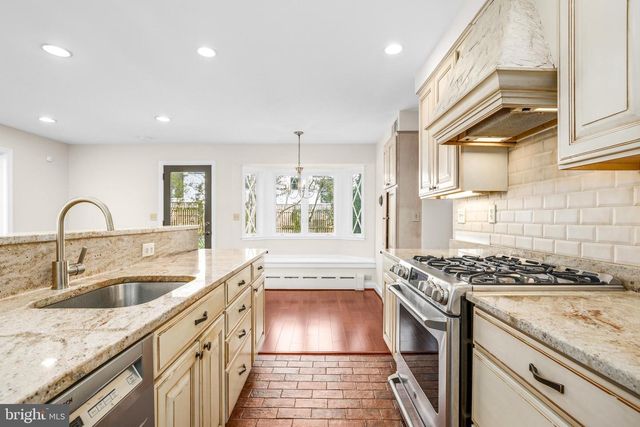 2238 MERIDIAN ST, Falls Church, VA 22046