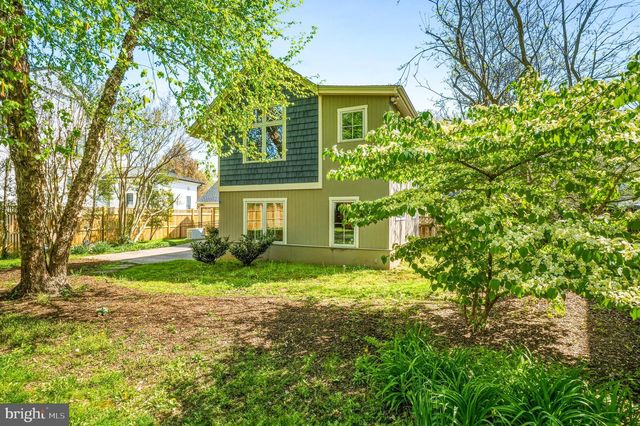 2238 MERIDIAN ST, Falls Church, VA 22046