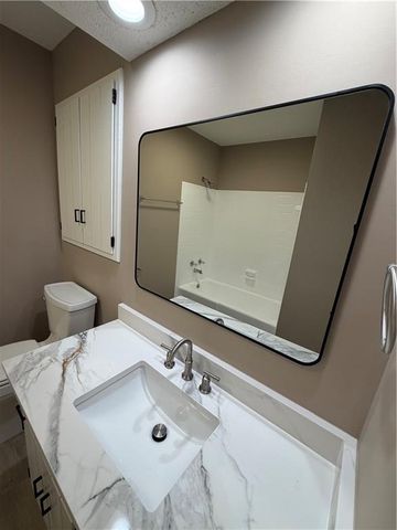 5829 N Norton Avenue, Gladstone, MO 64119