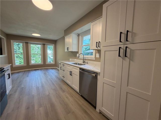 5829 N Norton Avenue, Gladstone, MO 64119