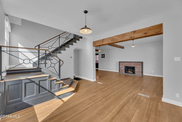 1305 E RIO GRANDE Avenue, El Paso, TX 79902