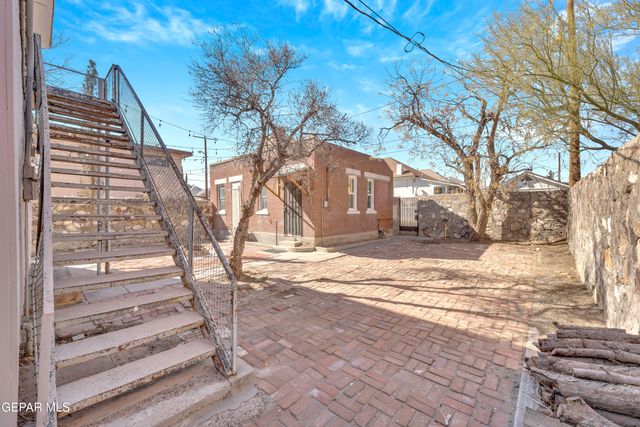 1305 E RIO GRANDE Avenue, El Paso, TX 79902
