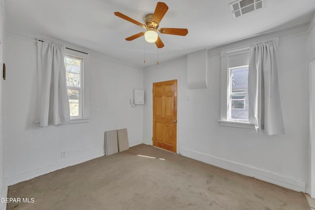1305 E RIO GRANDE Avenue, El Paso, TX 79902