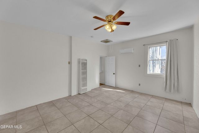 1305 E RIO GRANDE Avenue, El Paso, TX 79902