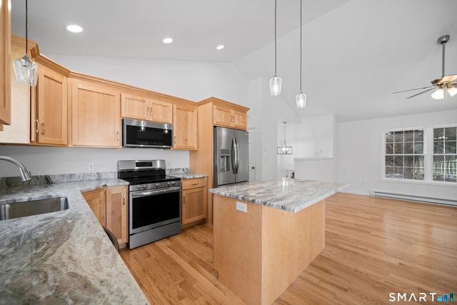 446D Norwich Westerly Road, North Stonington, CT 06359