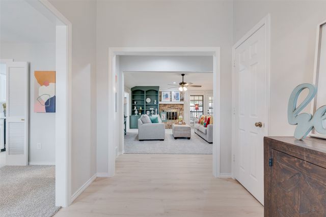 4336 Longmeadow Way, Fort Worth, TX 76133