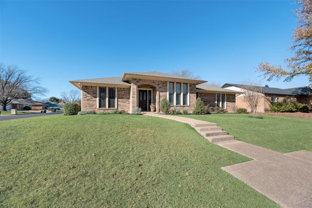 4336 Longmeadow Way, Fort Worth, TX 76133