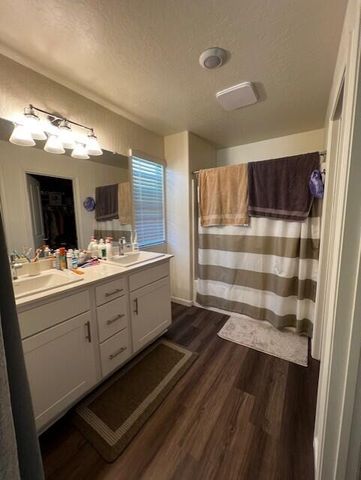 619 W Bravo Ave Avenue, Woodlake, CA 93286