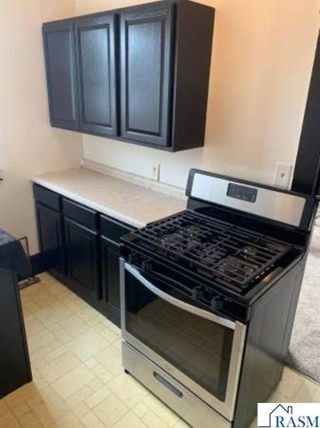 221 E Walnut Street, Mankato, MN 56001