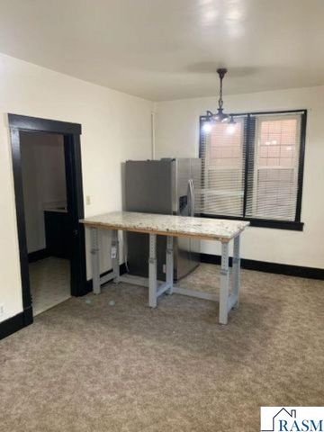 221 E Walnut Street, Mankato, MN 56001