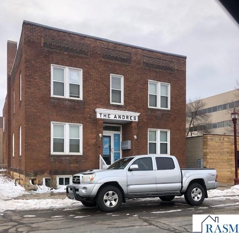 221 E Walnut Street, Mankato, MN 56001