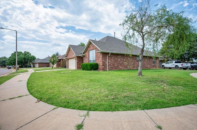 1921 NW 176th Street, Edmond, OK 73012