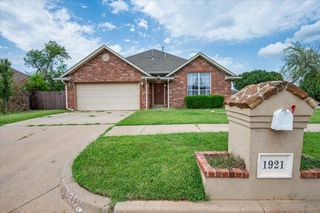 1921 NW 176th Street, Edmond, OK 73012