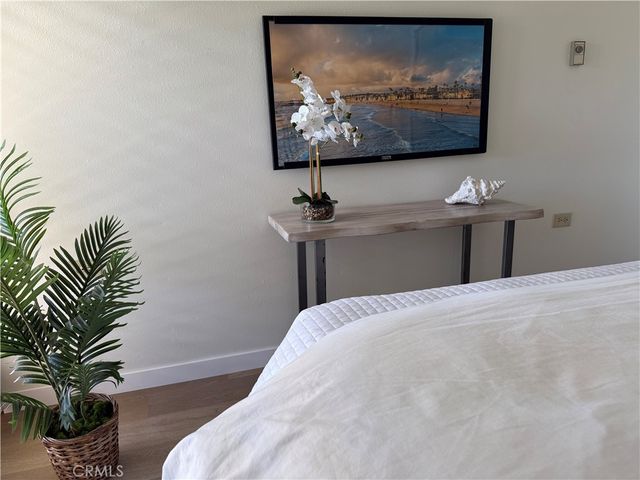 13881 Thunderbird M1-64D, Seal Beach, CA 90740