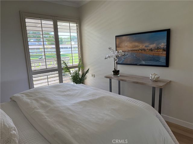 13881 Thunderbird M1-64D, Seal Beach, CA 90740