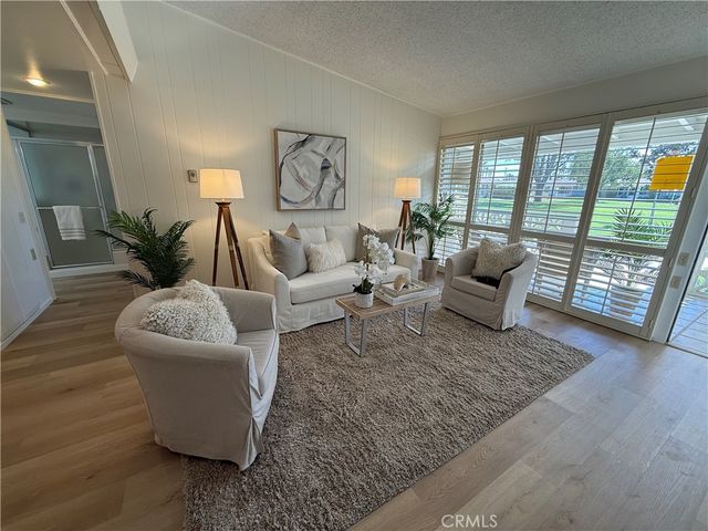 13881 Thunderbird M1-64D, Seal Beach, CA 90740