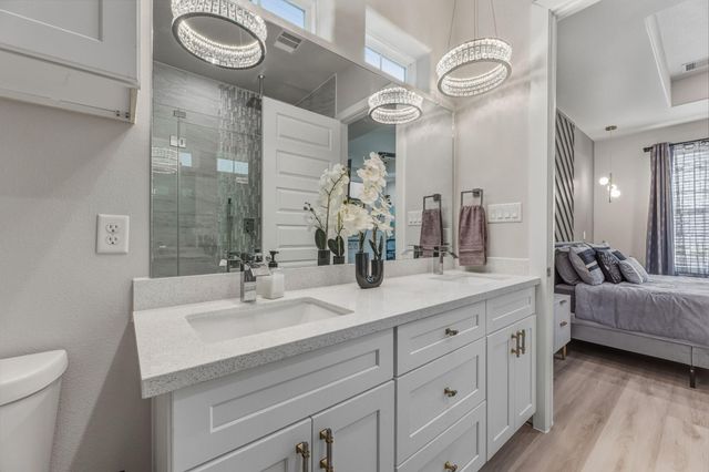 4229 Elmwood Street B, Houston, TX 77051