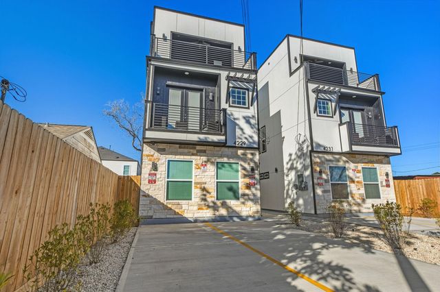 4229 Elmwood Street B, Houston, TX 77051