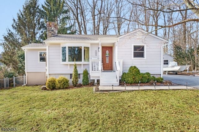 203 Canadawa Rd, Vernon Twp., NJ 07422