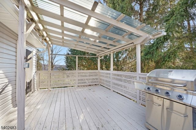 203 Canadawa Rd, Vernon Twp., NJ 07422