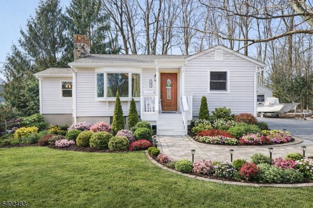 203 Canadawa Rd, Vernon Twp., NJ 07422