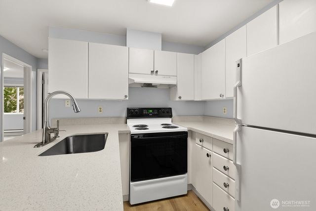 3660 Whitman Avenue N, Seattle, WA 98103