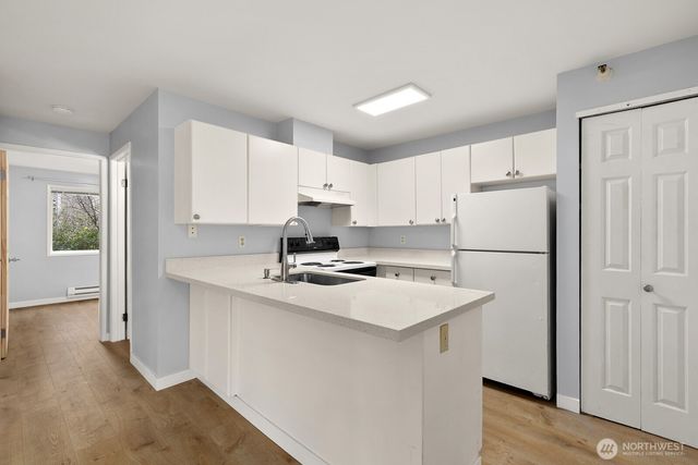 3660 Whitman Avenue N, Seattle, WA 98103