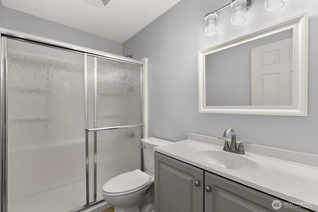 3660 Whitman Avenue N, Seattle, WA 98103