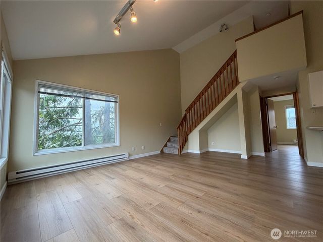 3660 Whitman Avenue N, Seattle, WA 98103