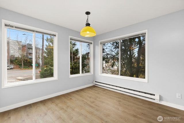 3660 Whitman Avenue N, Seattle, WA 98103