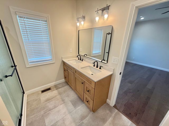 3540 St Andrews Place, Seymour, IN 47274