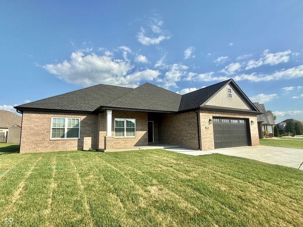 3540 St Andrews Place, Seymour, IN 47274