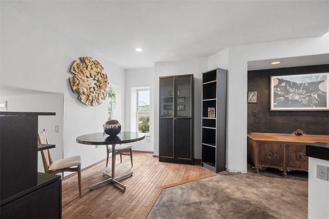 23 Seneca St, Downtown Pgh, PA 15219