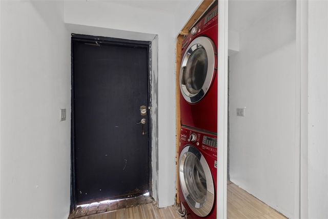 23 Seneca St, Downtown Pgh, PA 15219