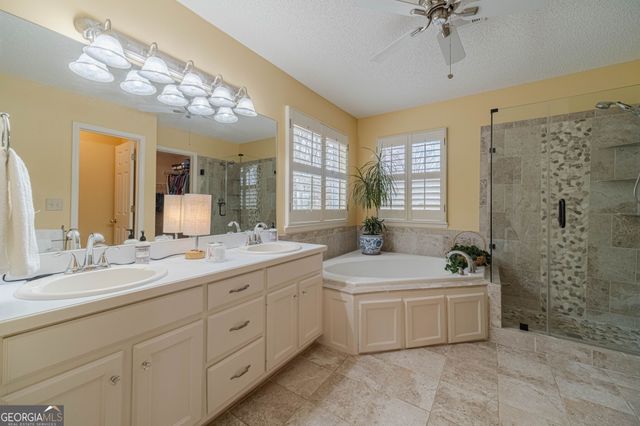 2240 Emerald Drive, Loganville, GA 30052