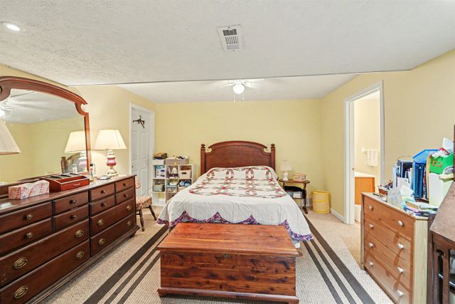 4557 W Schilling Rd, Salina, KS 67401