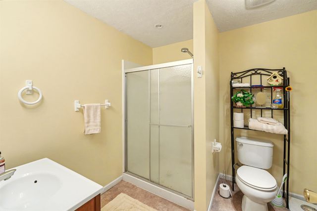 4557 W Schilling Rd, Salina, KS 67401