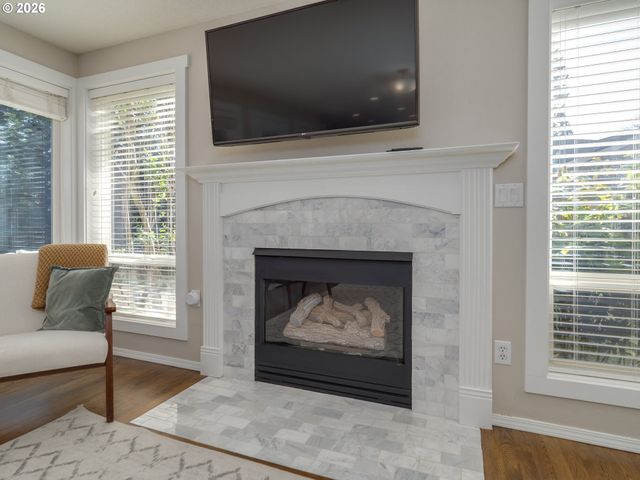 16572 Sw TIMBERLAND Dr, Beaverton, OR 97007